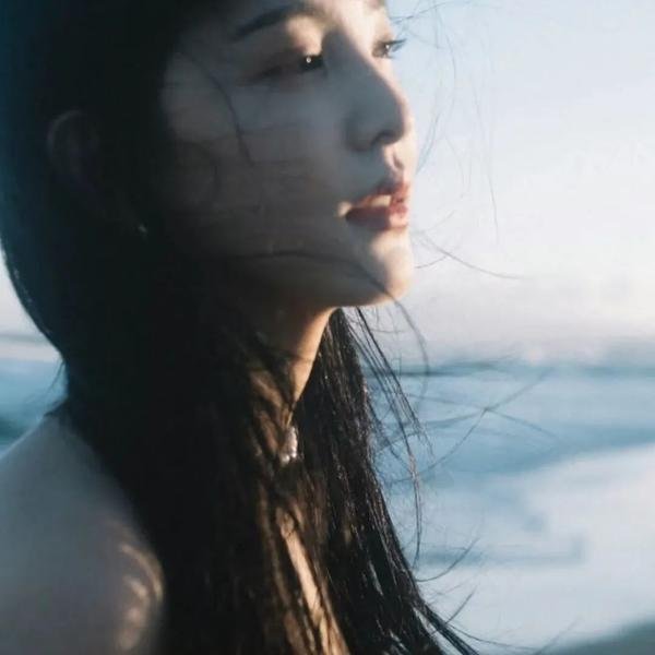 楼上春色